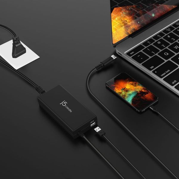 Мережевий зарядний пристрій J5create JUP2290C-EN чорний
